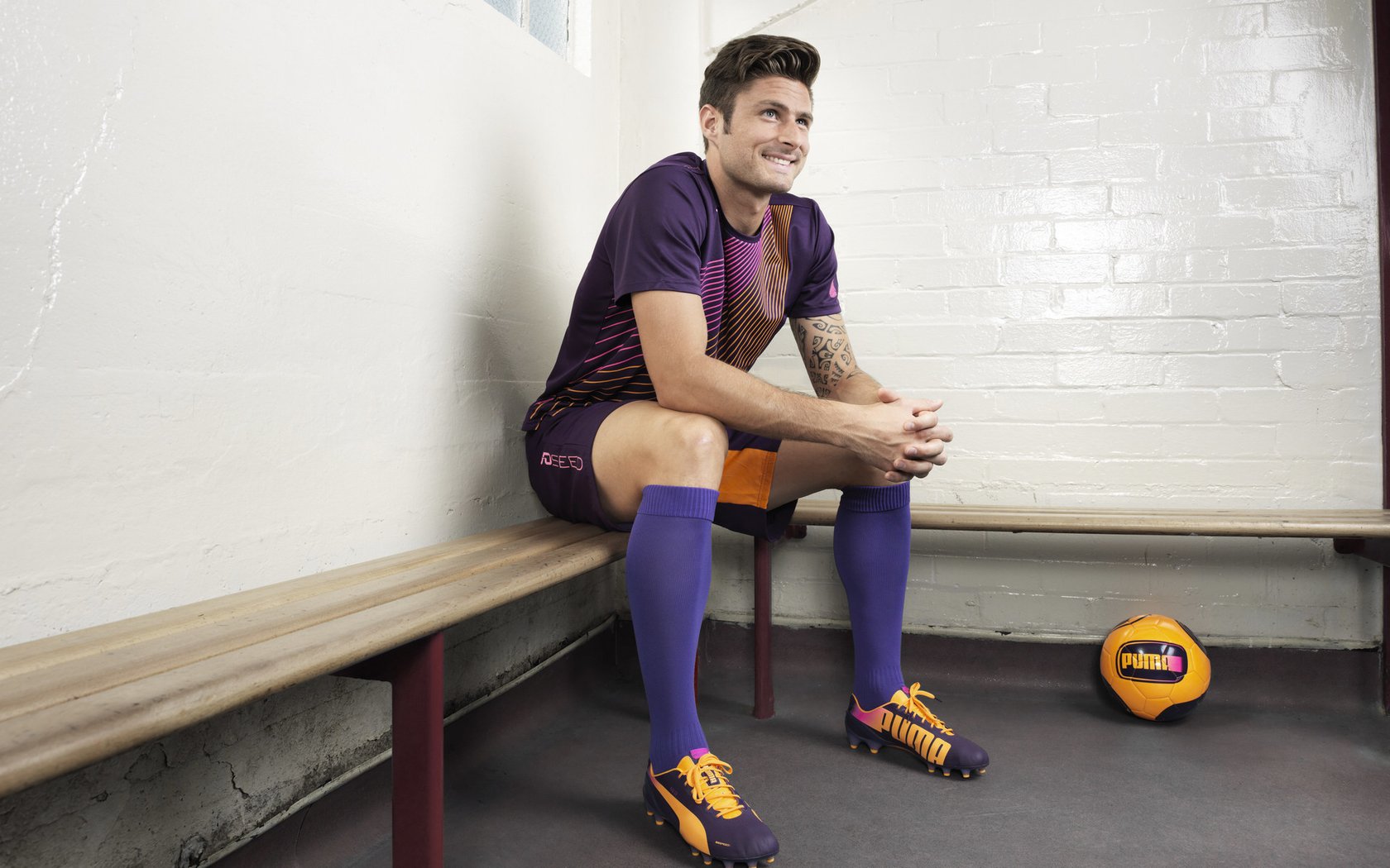 俱乐部反兴奋剂教育月 向全员普及检测知识，反兴奋剂培训